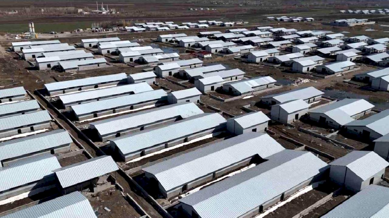 Ağrı'da Modern Hayvancılık Tesisleri Açılıyor