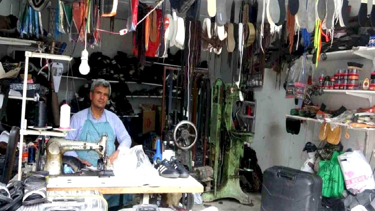 Ahmet Kavi: Depremden Sonra Ayakkabıcılığa Devam