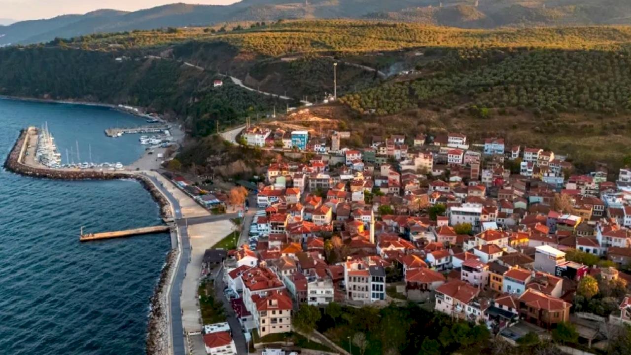 Anayasa Mahkemesi 'aykırılık' bulmadı! Nüfusu 2 bin altına düşen belediyeler köye dönüştürülebilecek