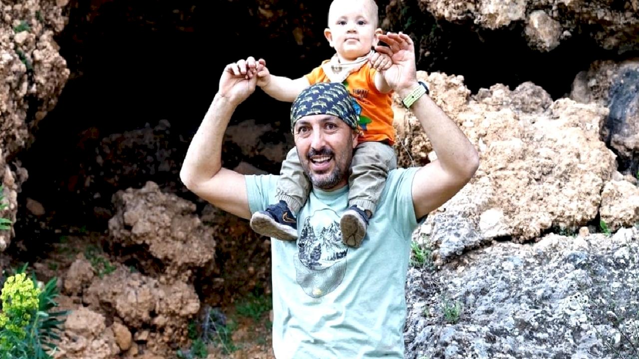 Antalya'da dağcı çift bebekleriyle beraber 6 zirveye tırmandı