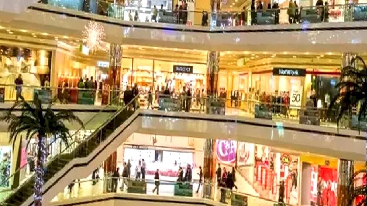 AVM’lere girişler ücretli mi olacak? İşte o açıklama