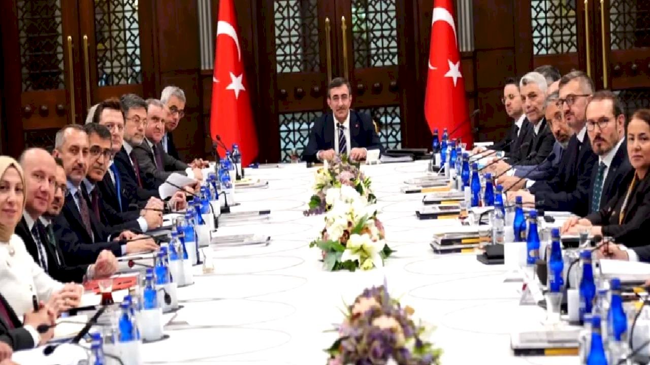 Bağımlılıkla mücadele için Külliye’de kritik toplantı