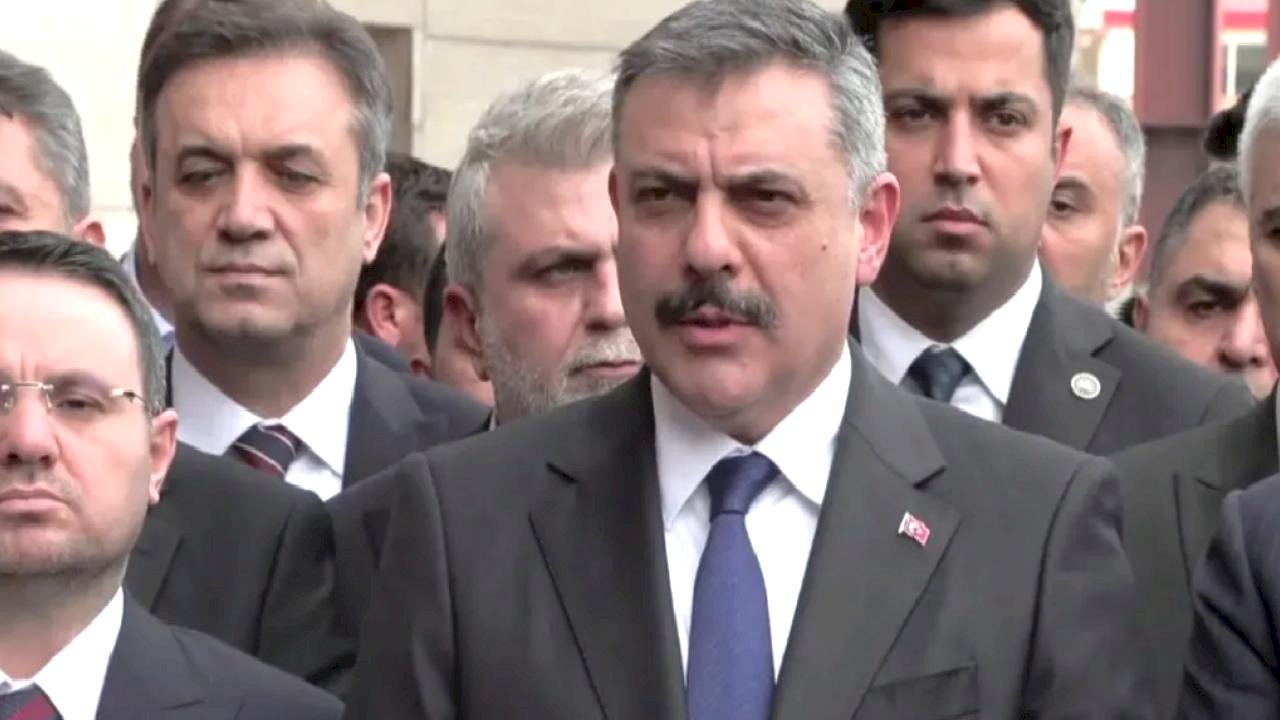 Bakan Çiftçi: 9 can kaybı! Kahramanmaraş'ta eğitime 2 gün ara!