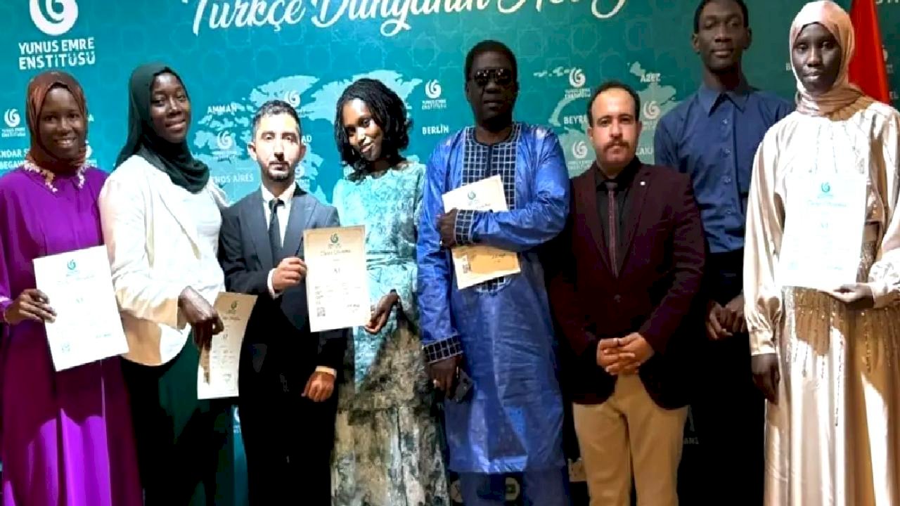 Banjul'da Türkçe Kursu Sertifika Töreni
