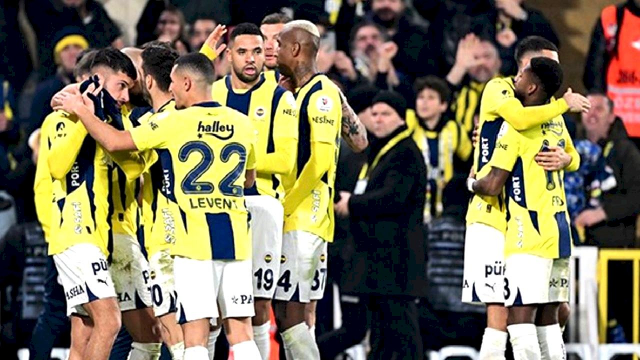 Bavullarını bile topladı! Fenerbahçe'de ilk ayrılık