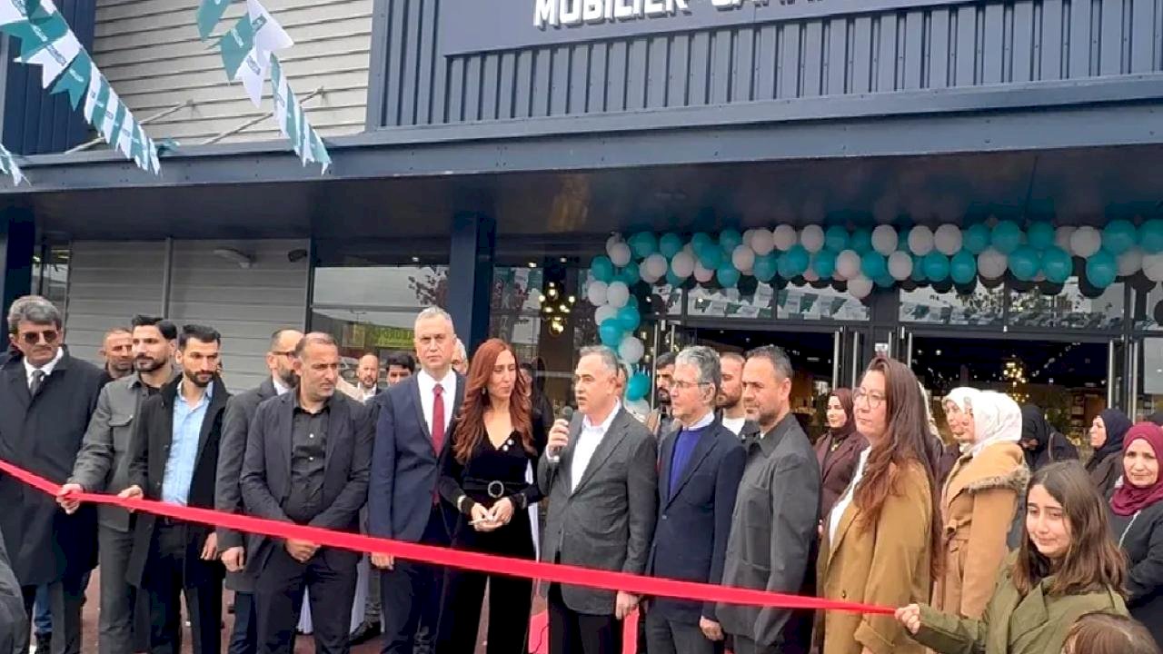 Bellona'nın gücü sınırları aştı: Fransa'da gövde gösterisi