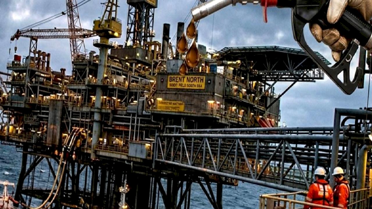 Brent petrol yeniden 100 doların üstünde