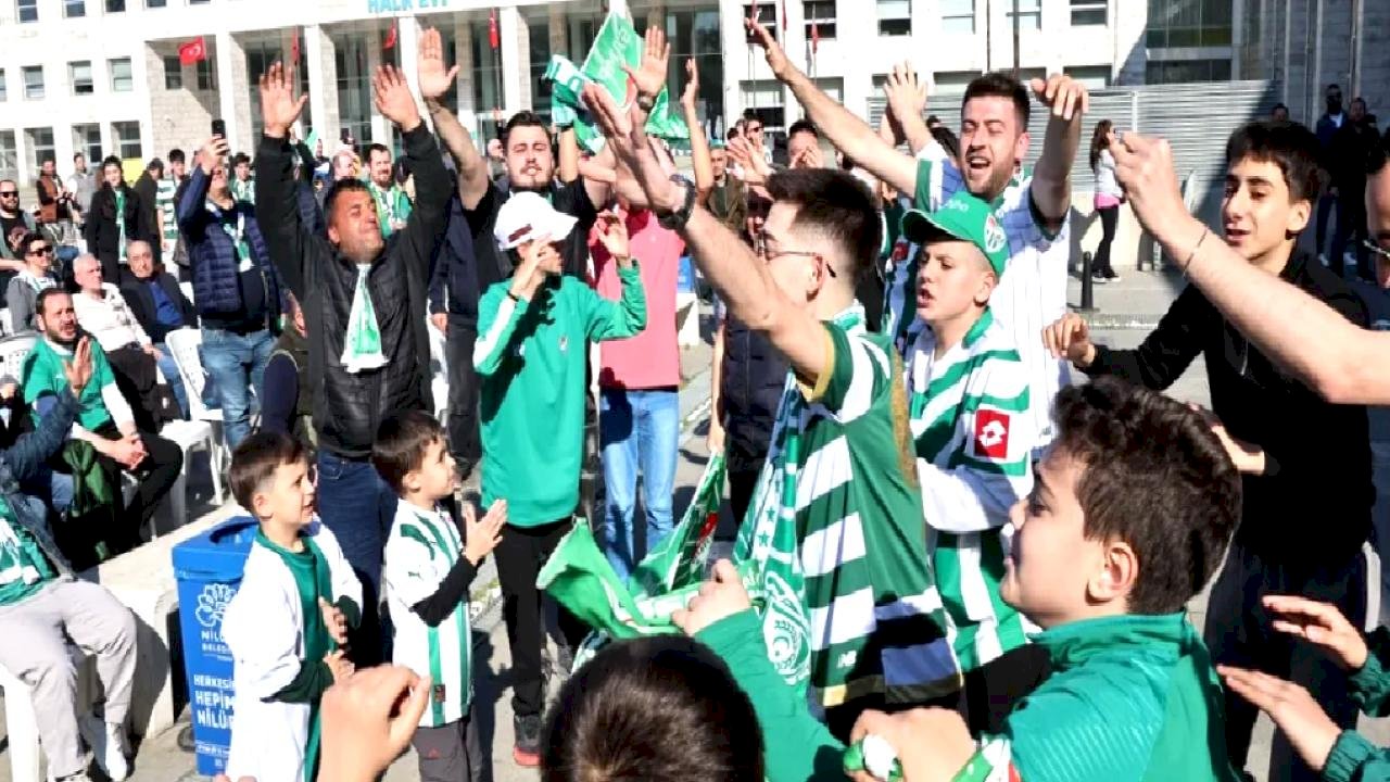 Bursa'da şampiyonluk heyecanı Nilüfer’de zirve yaptı