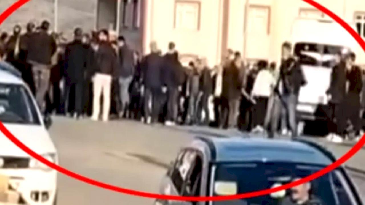 Diyarbakır'da akraba aileler arasında taşlı, sopalı ve bıçaklı kavga: 5 yaralı