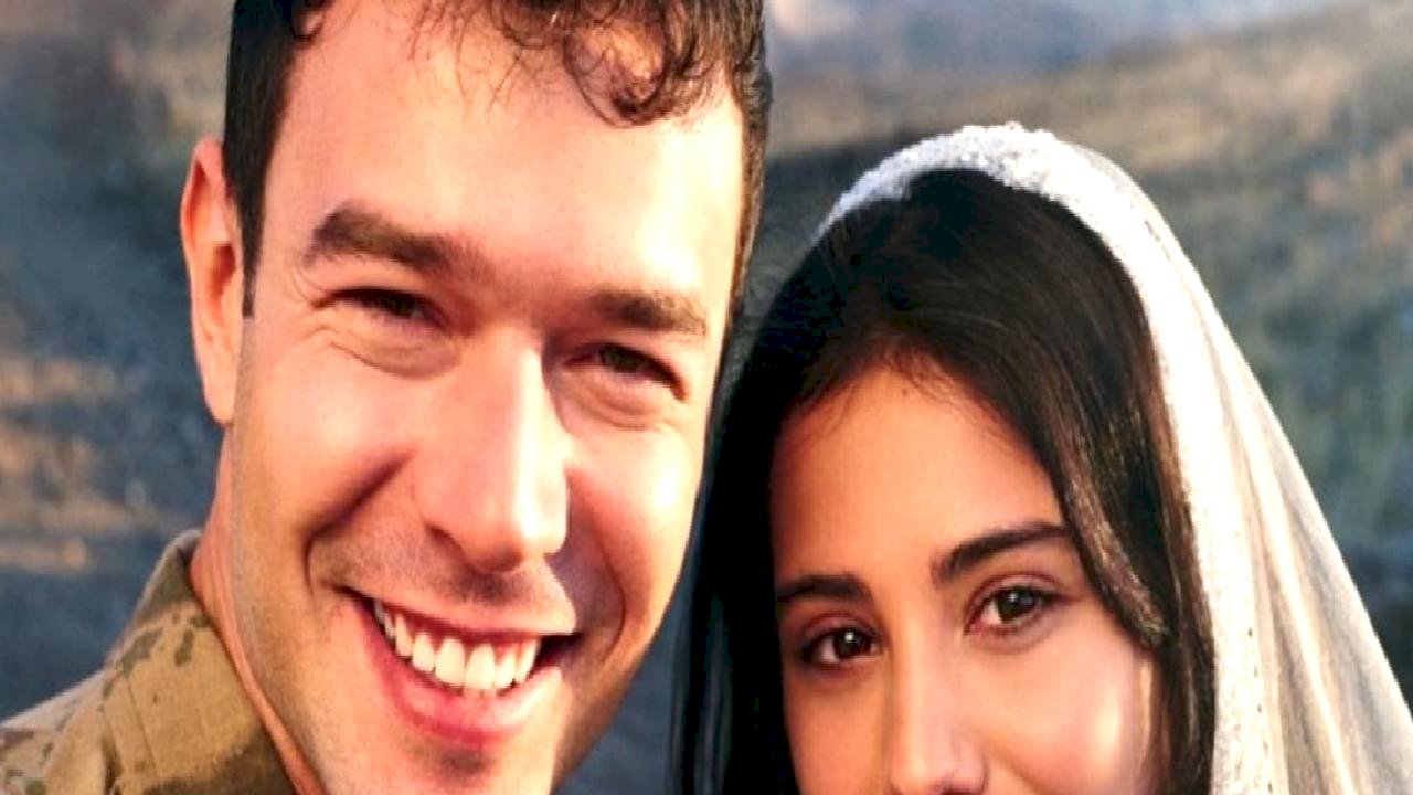 Dizi aşkı gerçek oldu! Aytaç Şaşmaz ve Helin Kandemir aşk yaşıyor