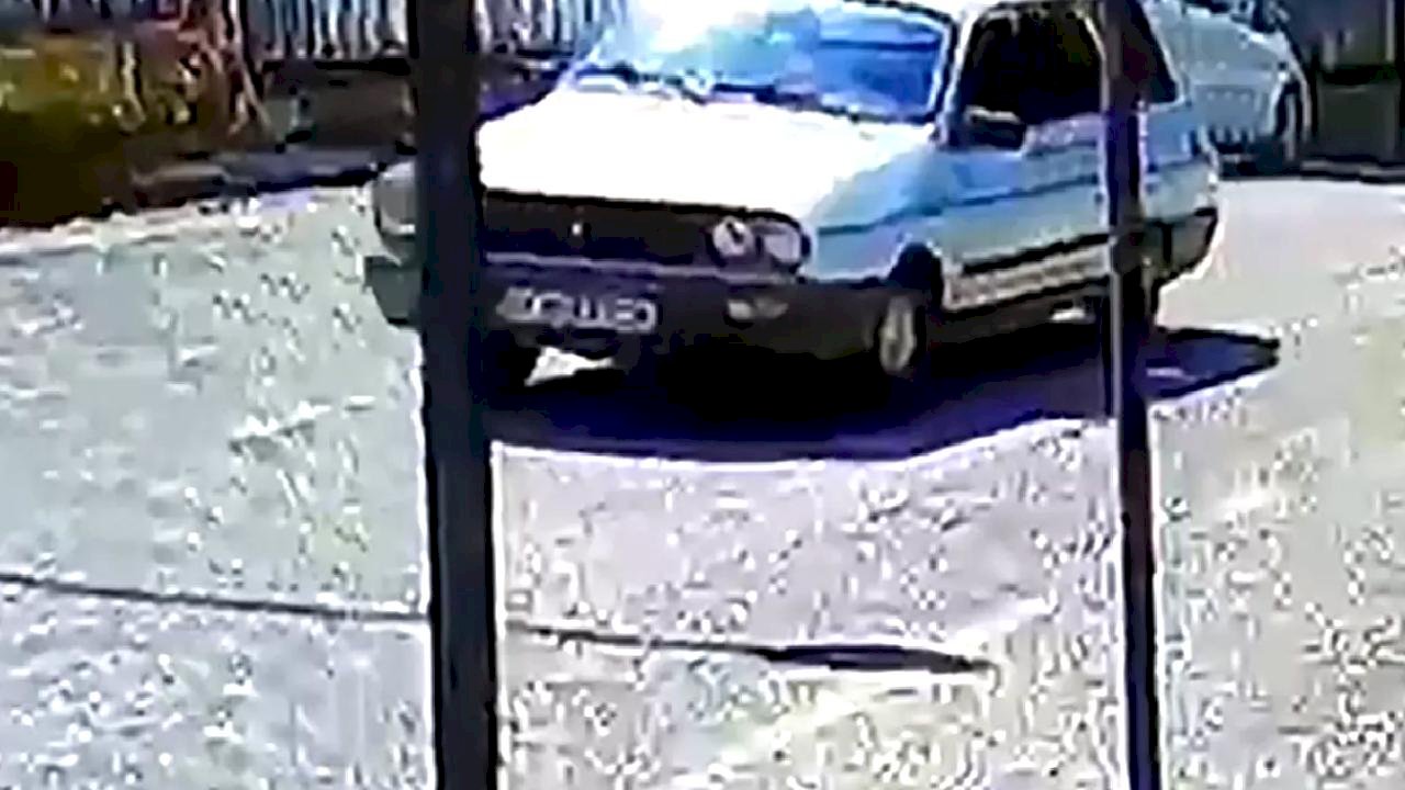 Dolandırıcılar Zeynep A.'nın Altınlarını Aldı