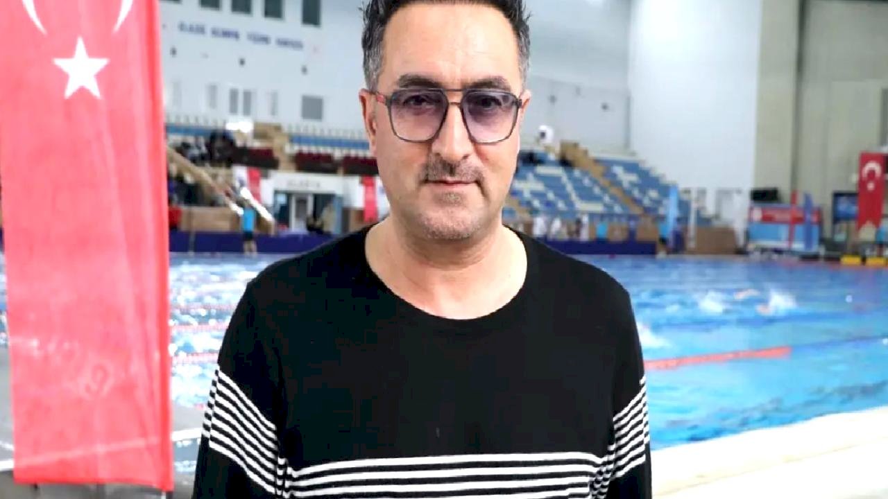 Elazığ'da Paletli Yüzme Şampiyonası Başladı