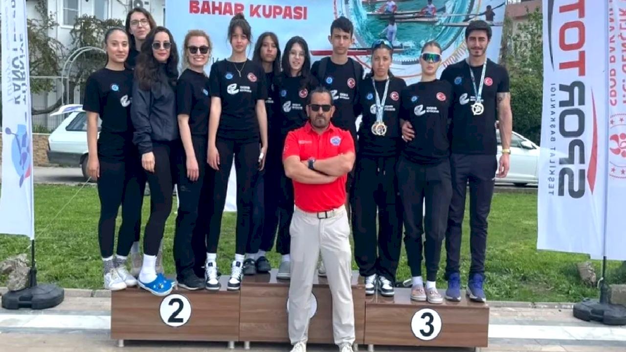 Eskişehirli kanocular Köyceğiz’den gururla döndü