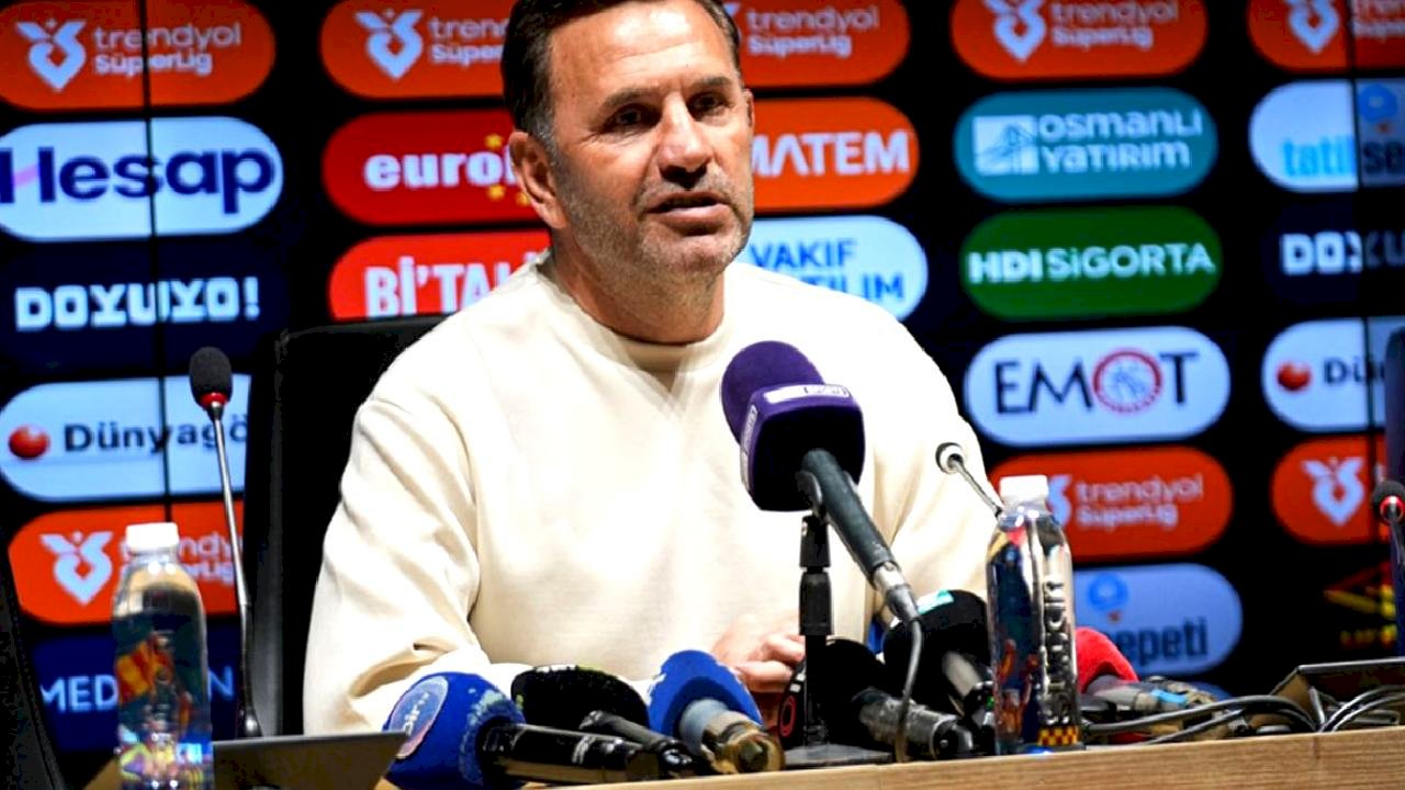 Galatasaray'ın içinde hain var! Okan Buruk, ''Maç kadroları sızdırılıyor'' deyip isim verdi