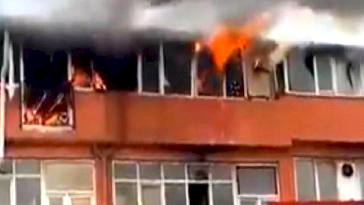 Gaziantep'te ayakkabı imalathanesinde korkutan yangın