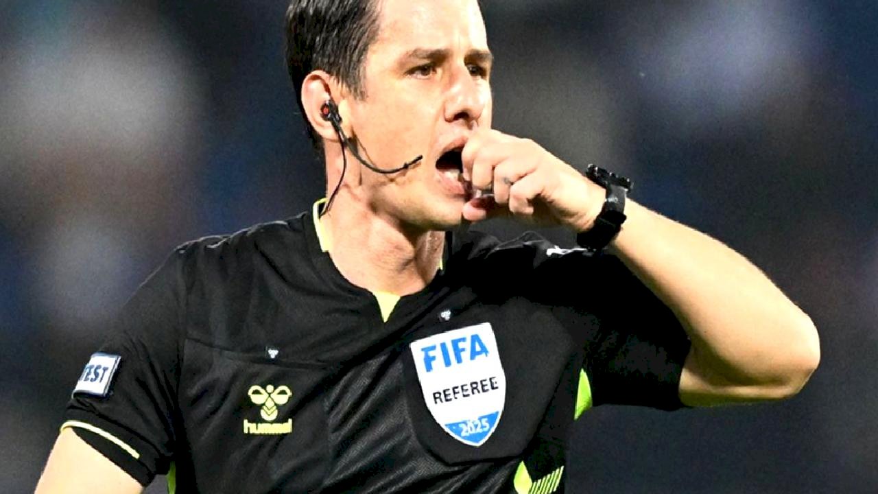 Halil Umut Meler'e dev görev! Dünyanın en ateşli derbilerinden birini yönetecek