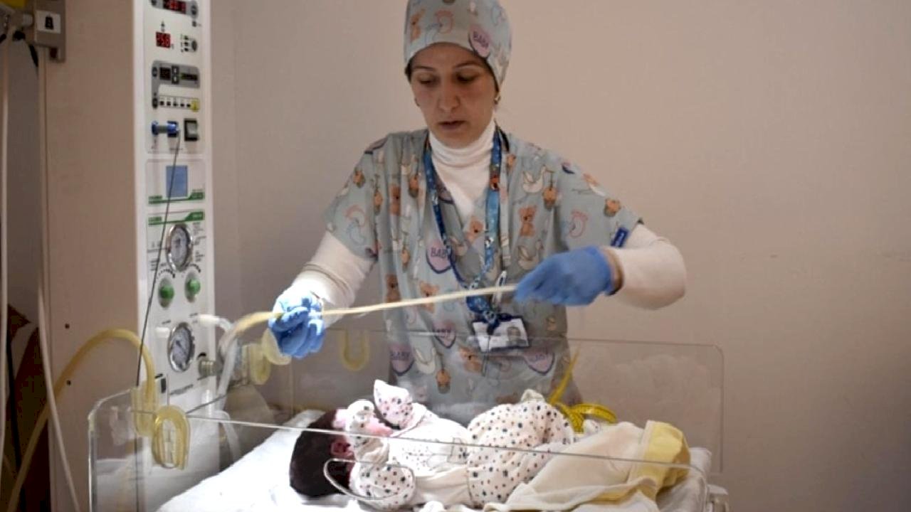 Her bir gebeye ebe tahsis edilecek: 3 ay yanında olacak