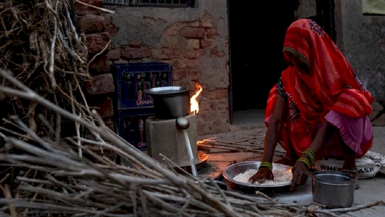 Hürmüz Boğazı'ndaki aksamaların Hindistan'da yarattığı enerji sıkıntısı devam ediyor