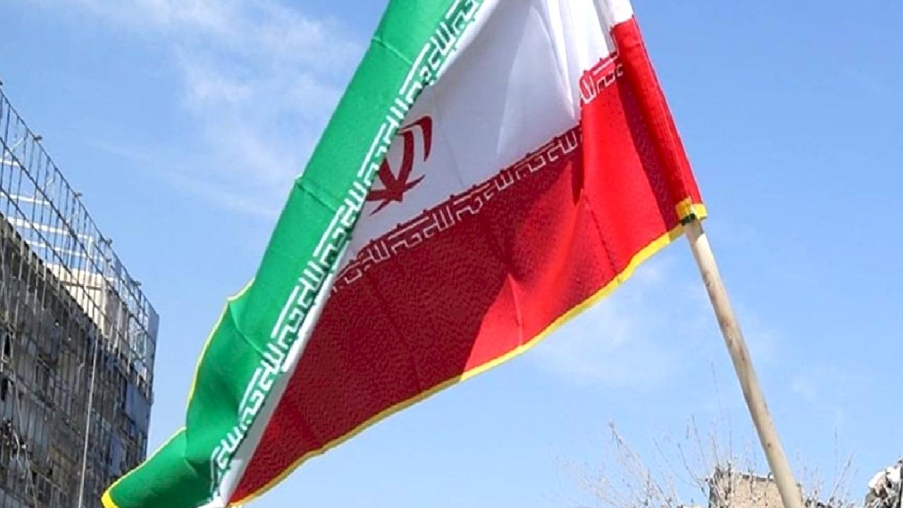 İran, "daha geniş ve yıkıcı" misillemelerine devam edeceğini açıkladı