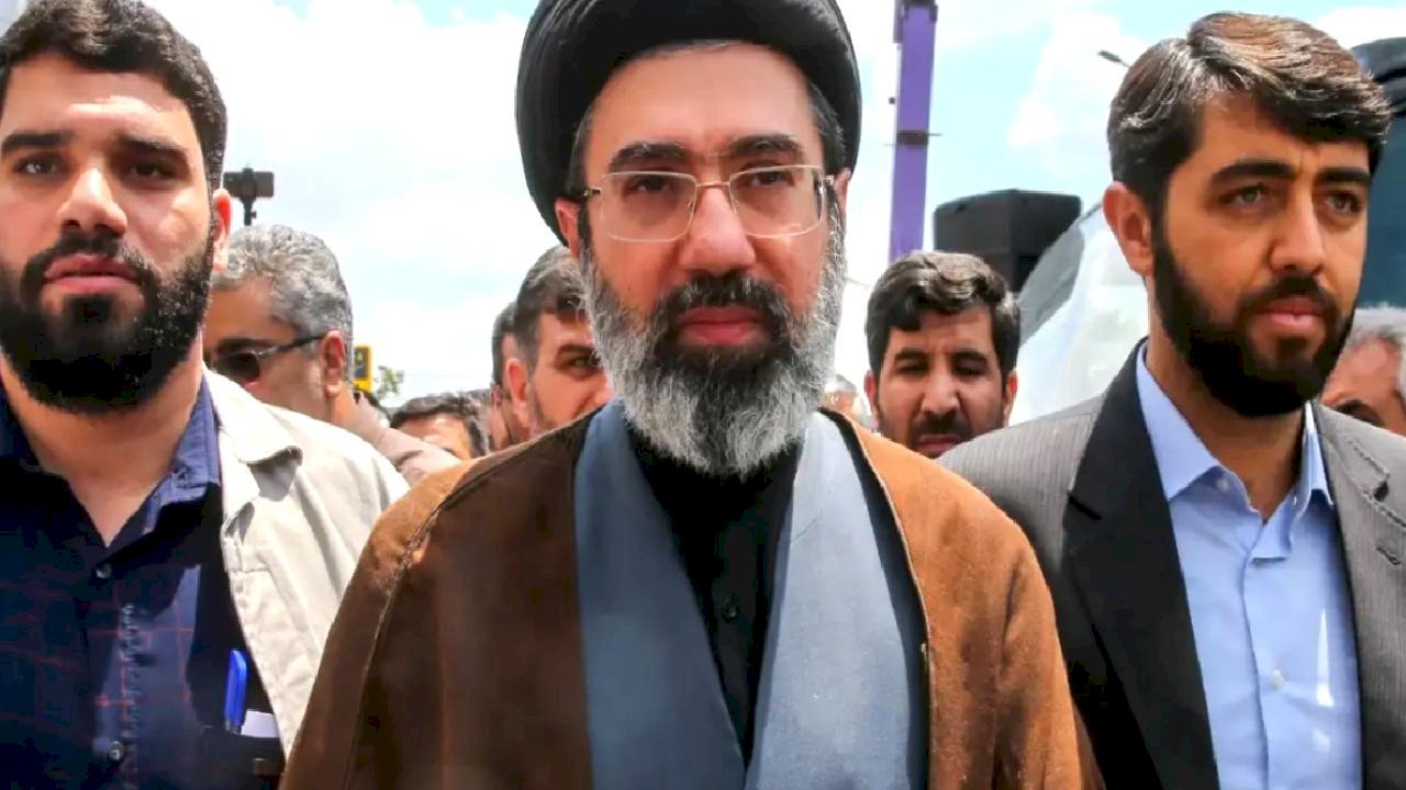 İran'da din adamlarından nükleer fetva için "yeniden değerlendirme" çağrısı