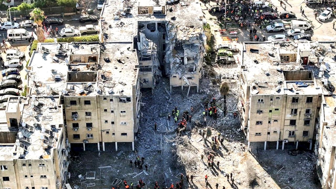 İran'dan ABD-İsrail'e 270 Milyar Dolar Tazminat Talebi