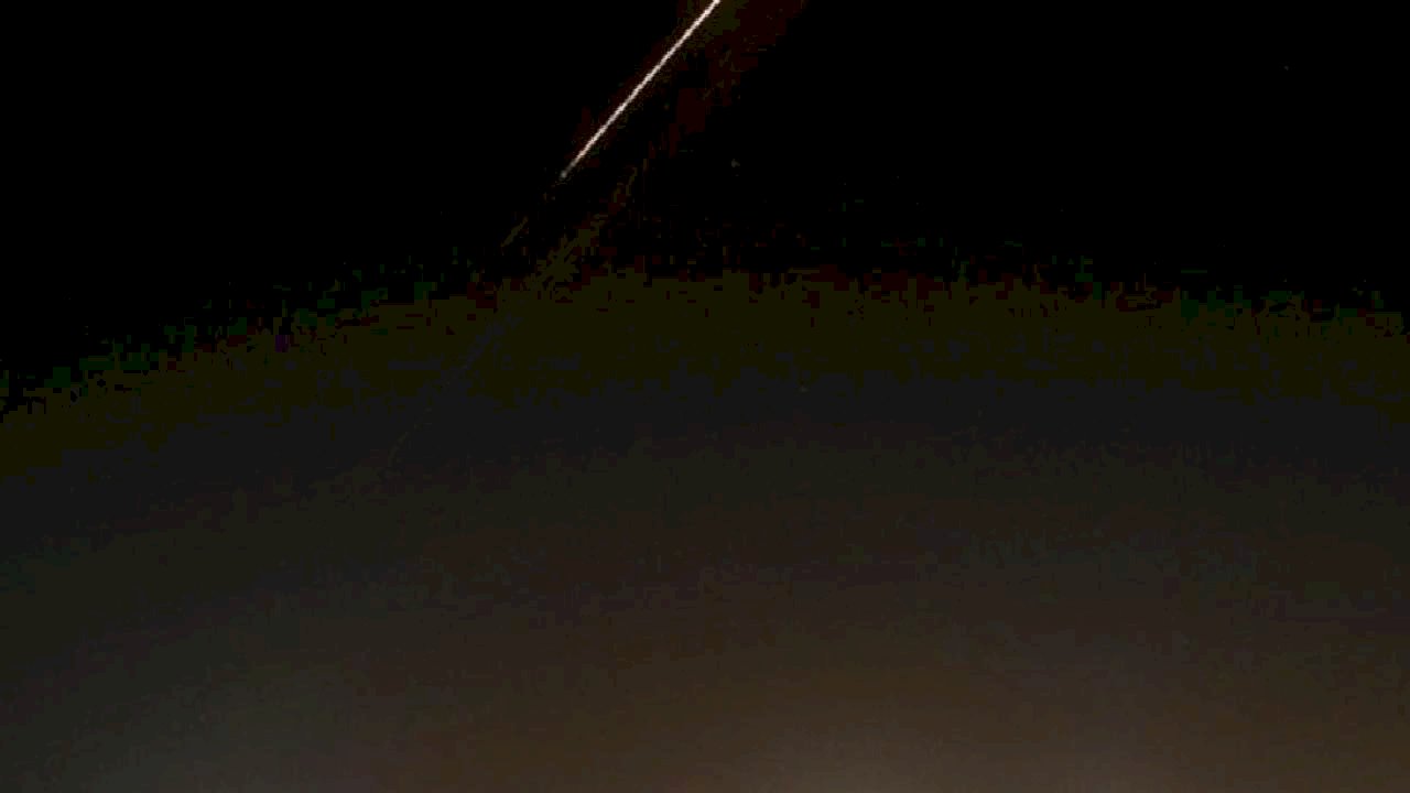 İran'ın misillemesinin ardından İsrail’in güneyindeki bir fabrikada yangını çıktı