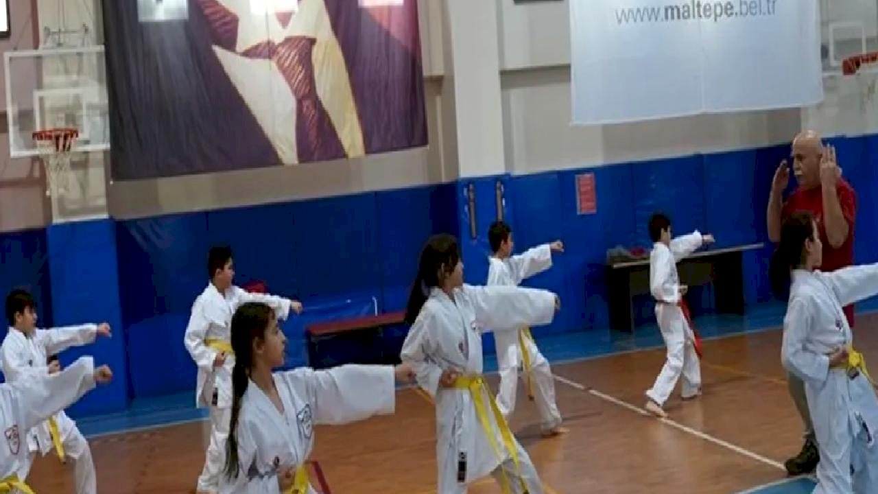İstanbul'da Maltepe’nin karatecileri mezun oldu