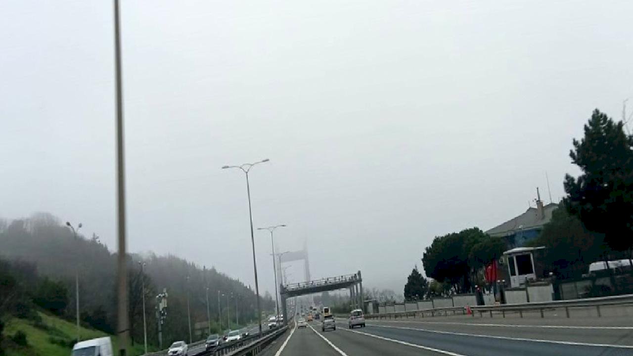 İstanbul'da sis etkili oluyor