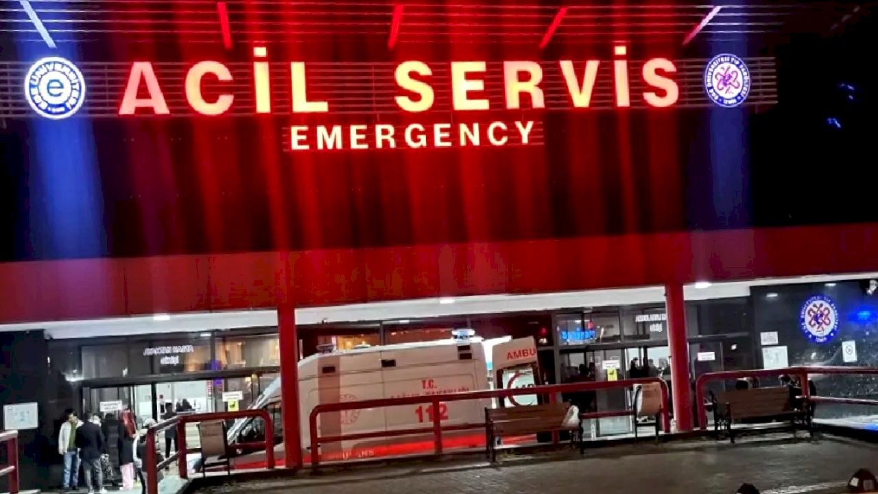 İzmir'de Çocuğa Bıçakla Saldırı