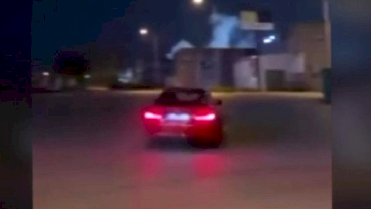 İzmir’de kavşakta drift yapan sürücüye ağır ceza