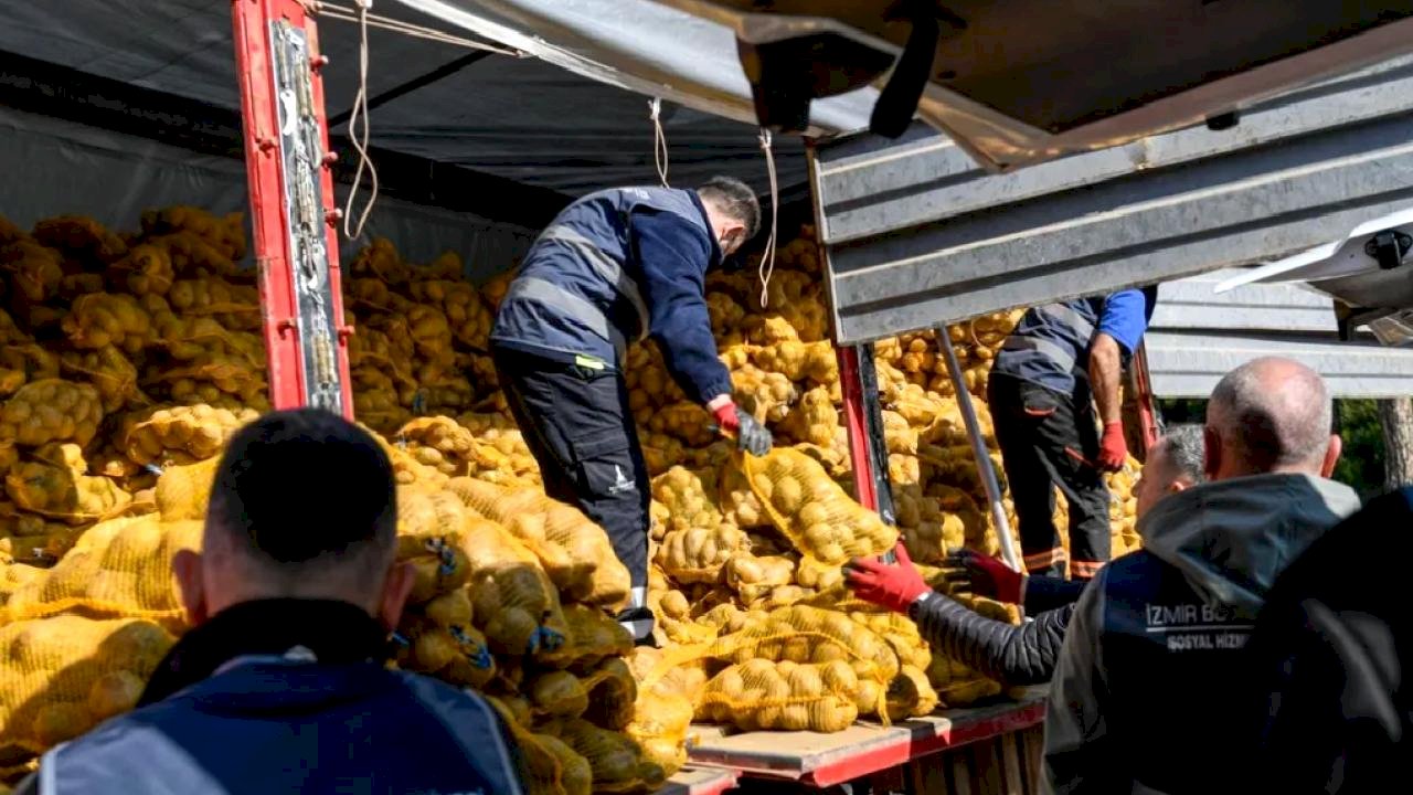 İzmir'de üreticiye nefes, vatandaşa destek
