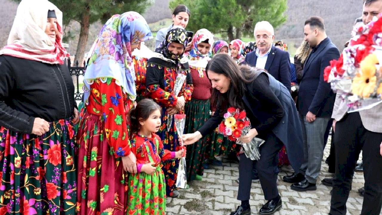 Karaaslan Vezirköprü'de Ziyaretlerde Bulundu