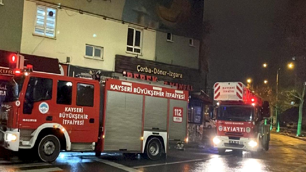 Kayseri'de Otelde Yangın Çıktı