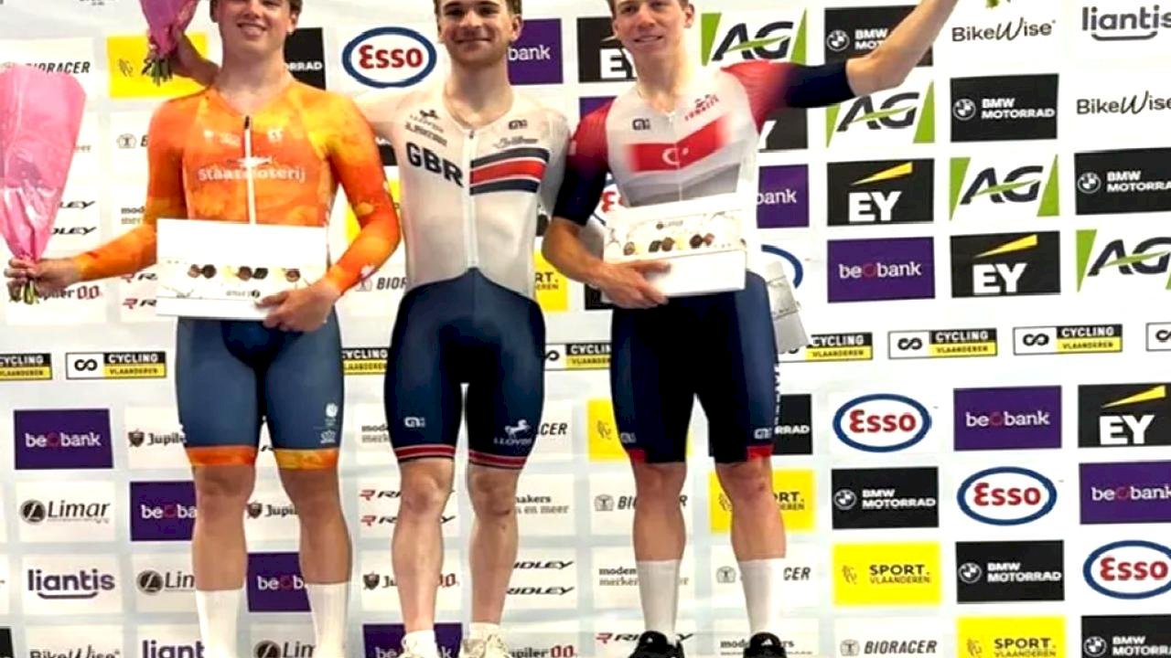 Konya Büyükşehirli bisikletçilerden milli başarı