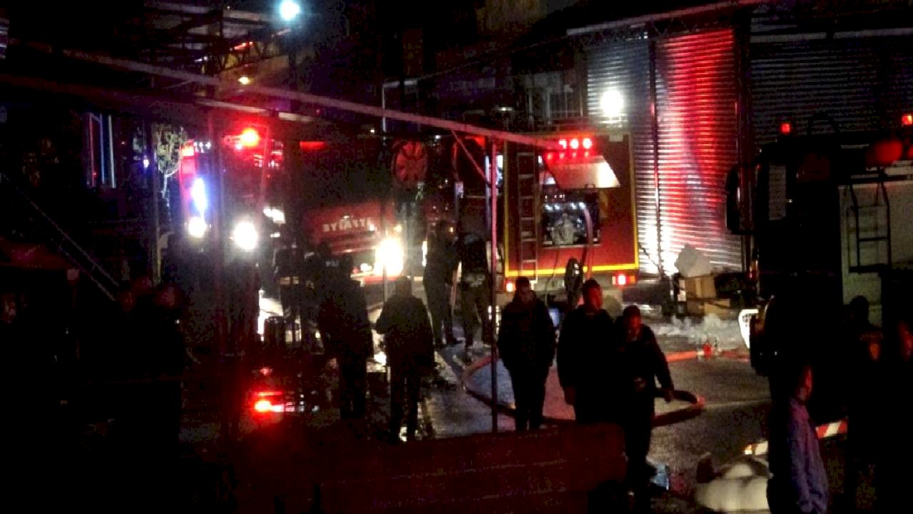 Konya'da Oto Elektrikçi Dükkanında Yangın