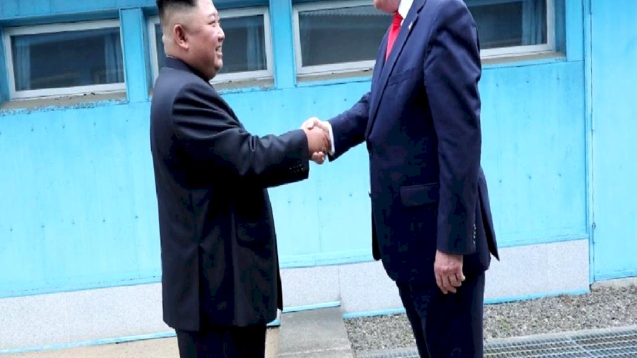 Kuzey Kore, İran'a karşı tepkisiz: ABD ile diplomasi sinyali iddiası