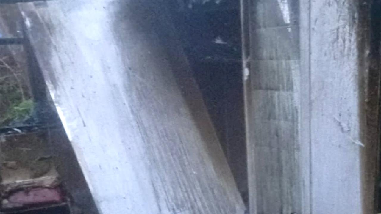 Ladik'te Yangın: Bir Ev Kül Oldu