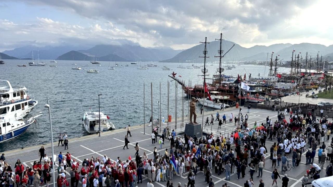 Marmaris'te Uluslararası Çocuk Festivali Coşkusu