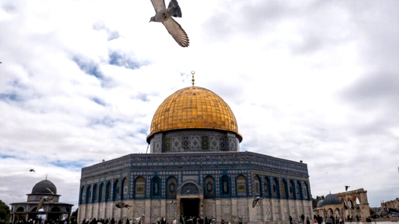 Mescid-i Aksa, 41 Gün Sonra İbadete Açıldı