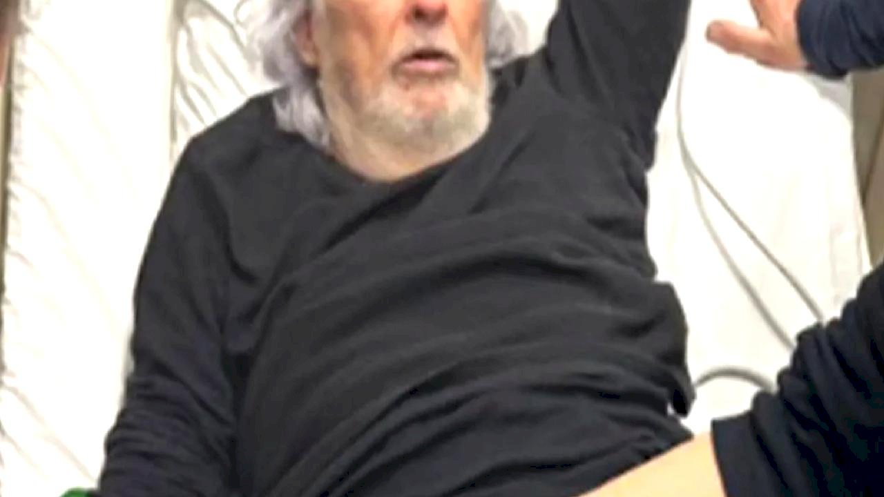 Müjdat Gezen Seyirciyle Tartışma Sonra Oyun İptal Edildi