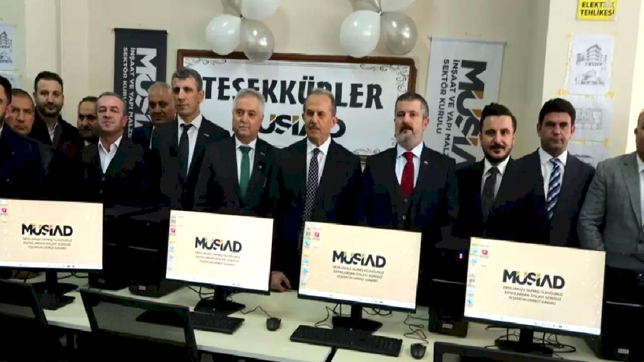 MÜSİAD'dan Hakkari'ye Bilgisayar Atölyesi