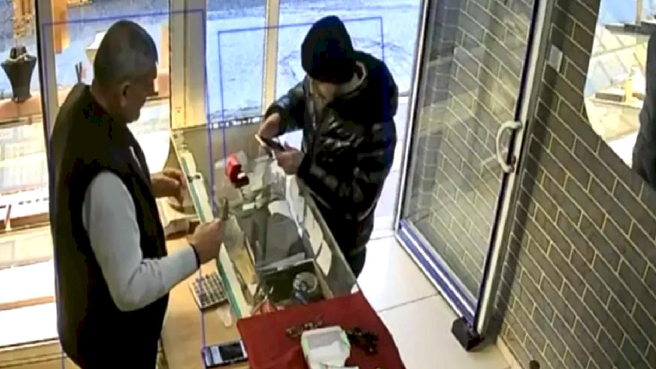 Nusaybin'de Altın Yüzük Hırsızlığı: Şüpheli Tutuklandı