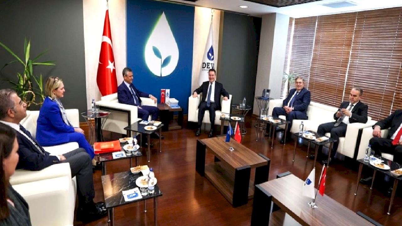 Özel ve Babacan from early elections