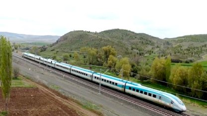 Abdulkadir Uraloğlu: Ankara-Sivas YHT Hattı'nda 2 milyonun üzerinde yolcu taşındı