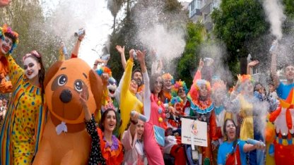 Adana'da Karnaval Coşkusu