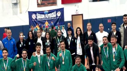 AİÇÜ Futsal Takımları ÜNİLİG’de Türkiye ikincisi