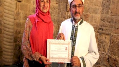 Antalya'da Ukraynalı yoga eğitmeni Müslüman oldu