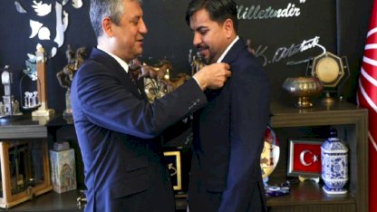 Arif Kocabıyık, İYİ Parti'den CHP'ye geçti