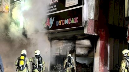 Bağcılar'da Yangın: İtfaiye Müdahale Etti
