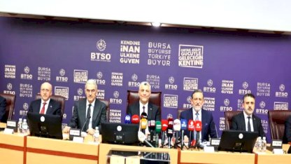 Bakan Bolat Bursa’da ekonomi mesajı verdi... İhracatta tarihi rekor kırdık